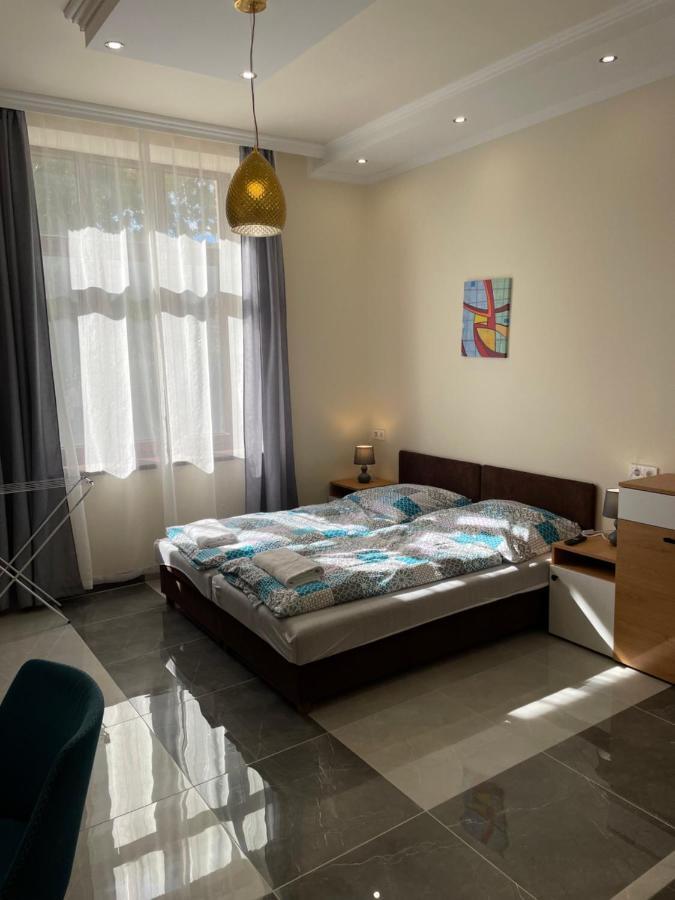 Kovacs Apartmanhaz Kiskunhalas Ruang foto