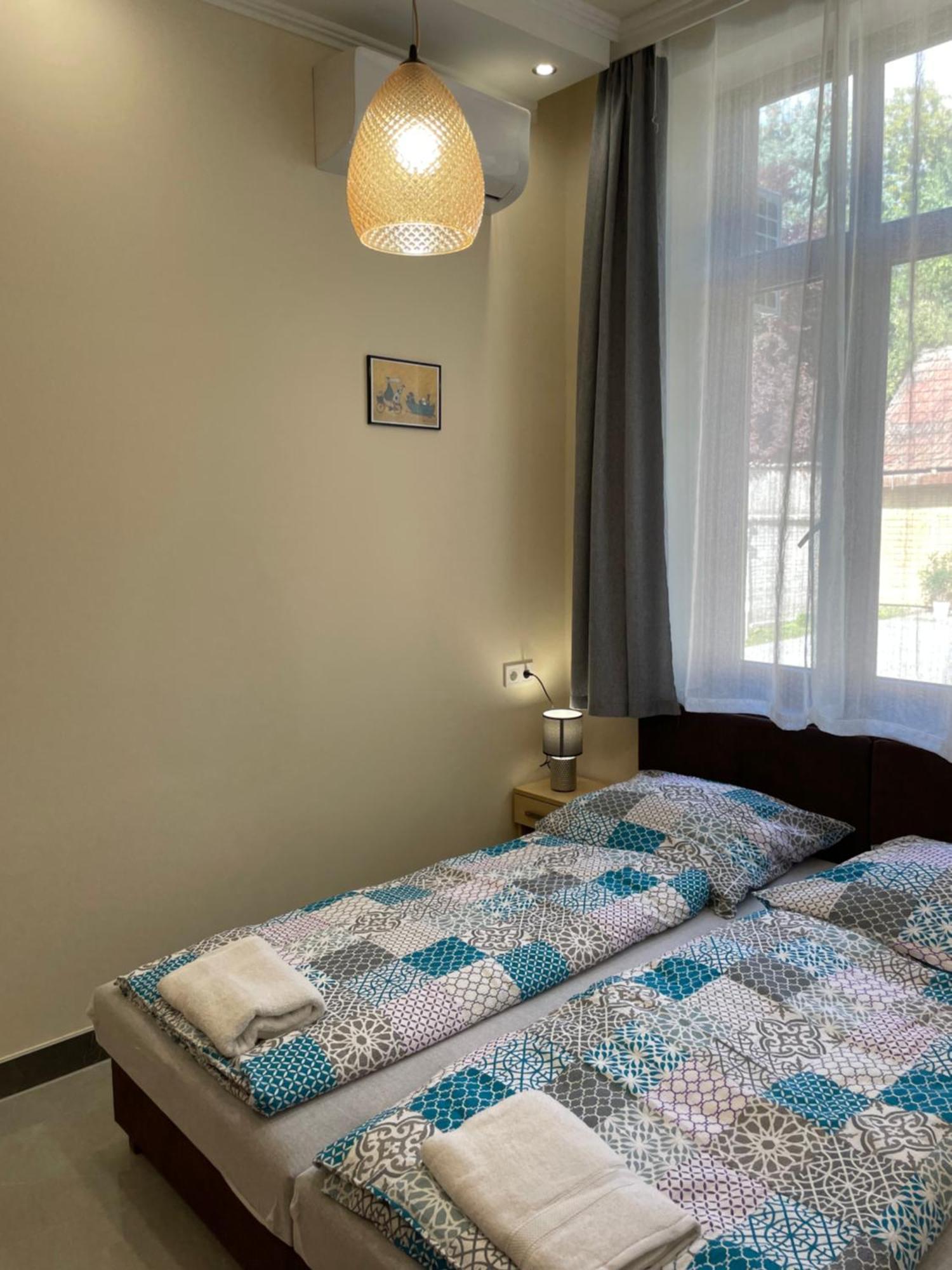 Kovacs Apartmanhaz Kiskunhalas Ruang foto