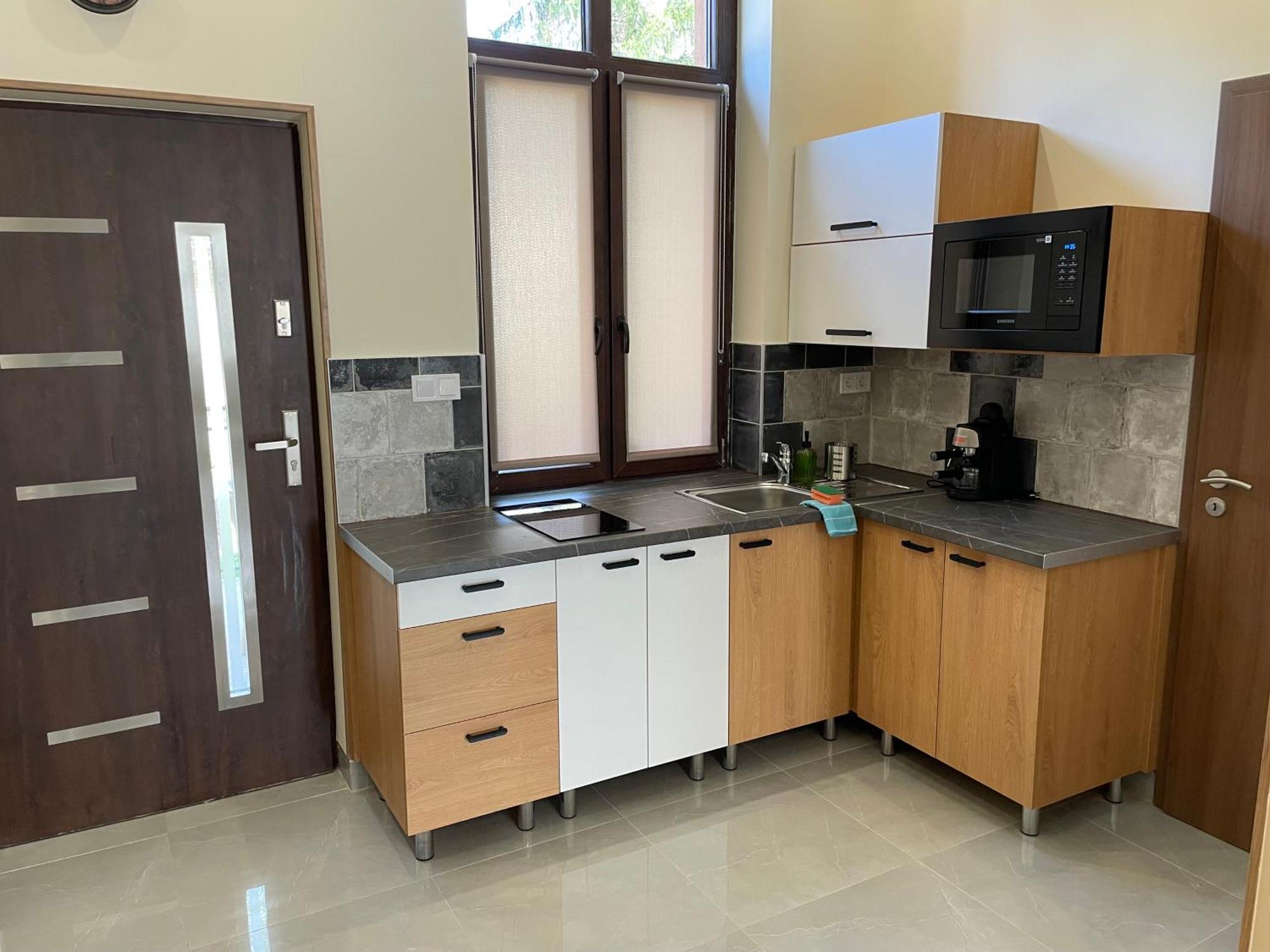 Kovacs Apartmanhaz Kiskunhalas Ruang foto