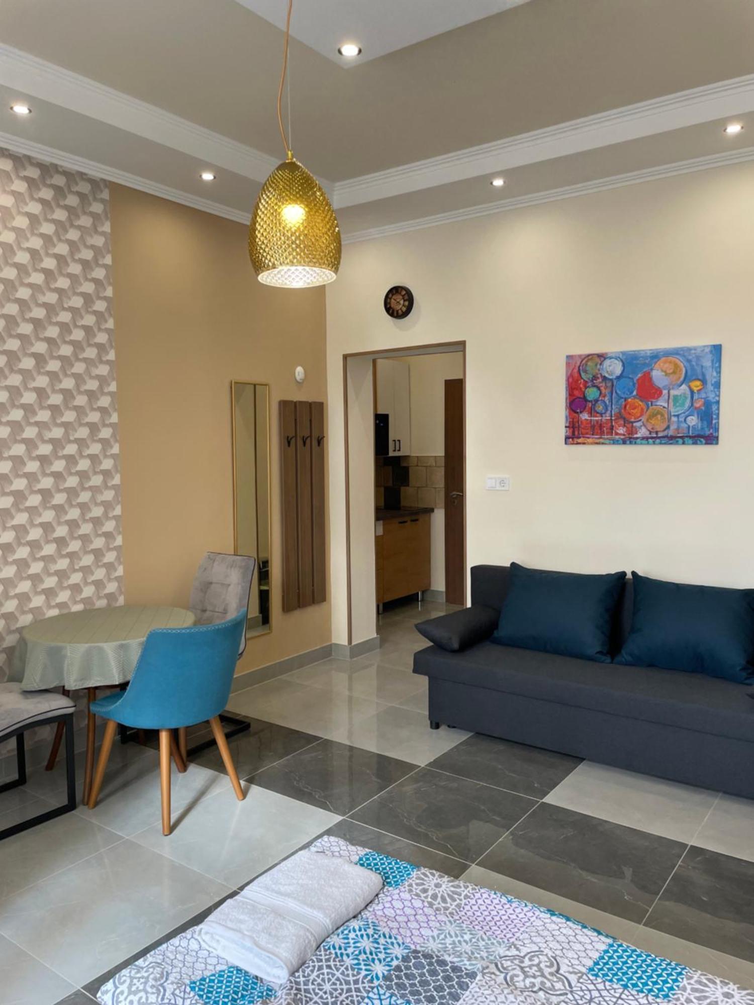 Kovacs Apartmanhaz Kiskunhalas Ruang foto