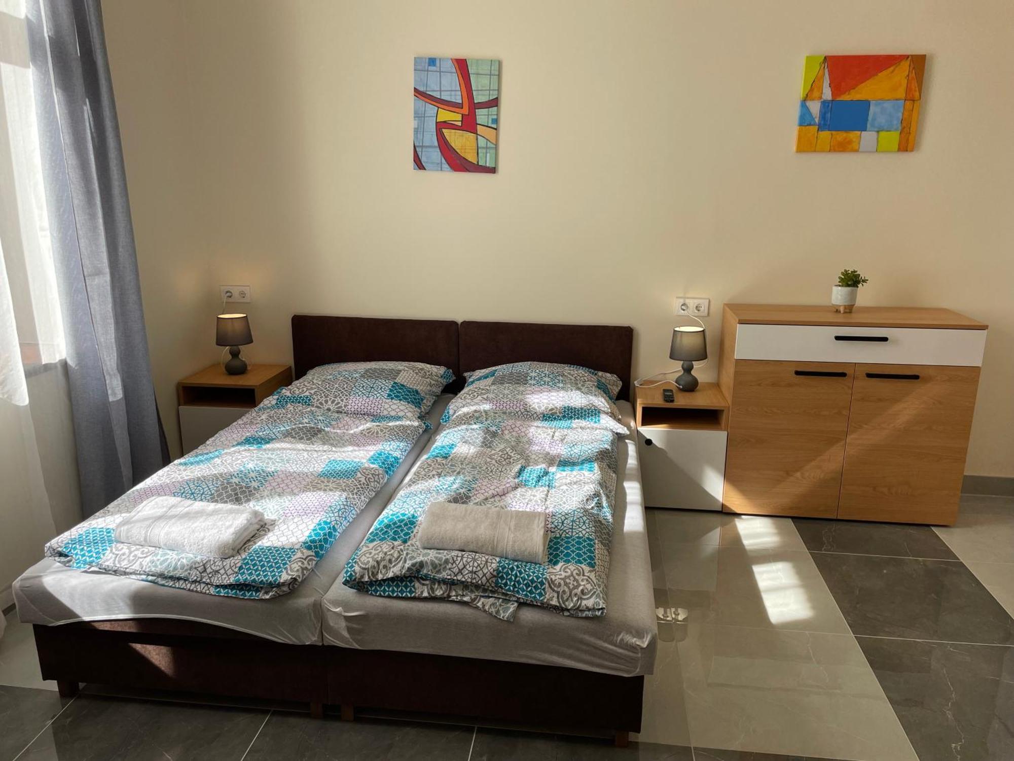 Kovacs Apartmanhaz Kiskunhalas Ruang foto