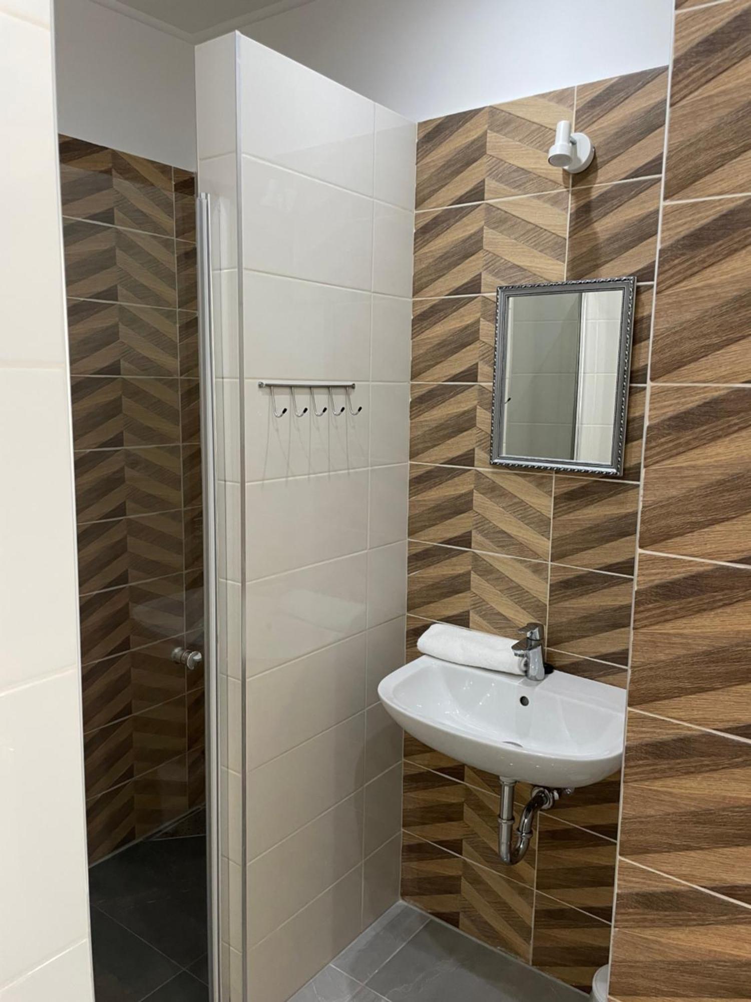 Kovacs Apartmanhaz Kiskunhalas Ruang foto