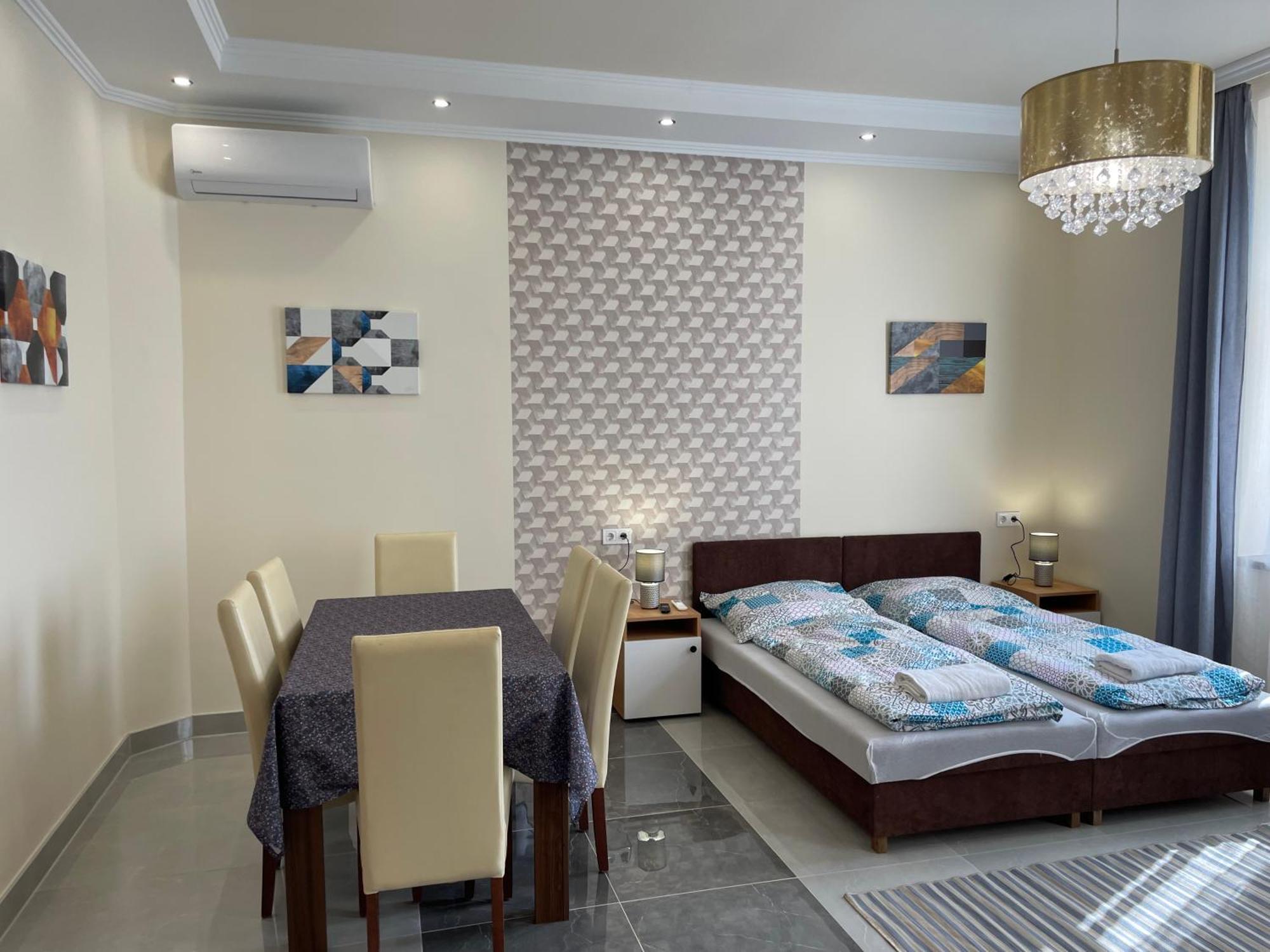 Kovacs Apartmanhaz Kiskunhalas Ruang foto