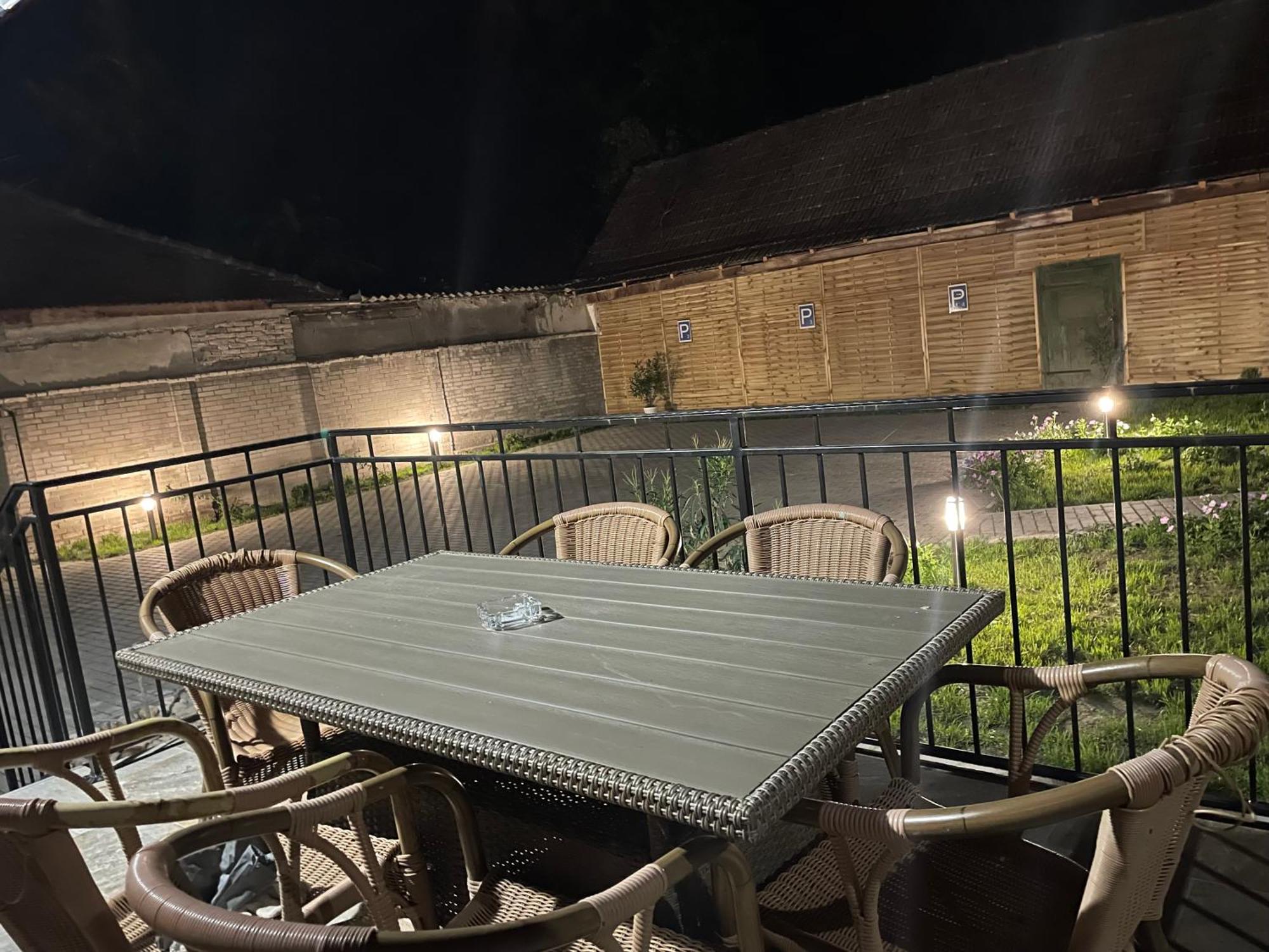 Kovacs Apartmanhaz Kiskunhalas Ruang foto